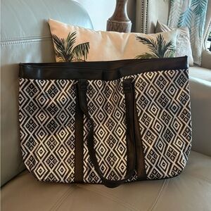 NWOT - Gorgeous Black and Silver Geometric Tote Bag